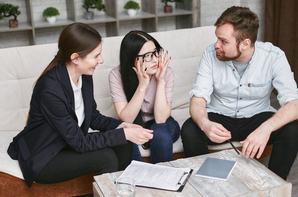 How Do We Find A Qualified Therapist For Couples Counseling?